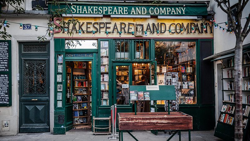 Hiệu sách cũ Shakespeare and Company